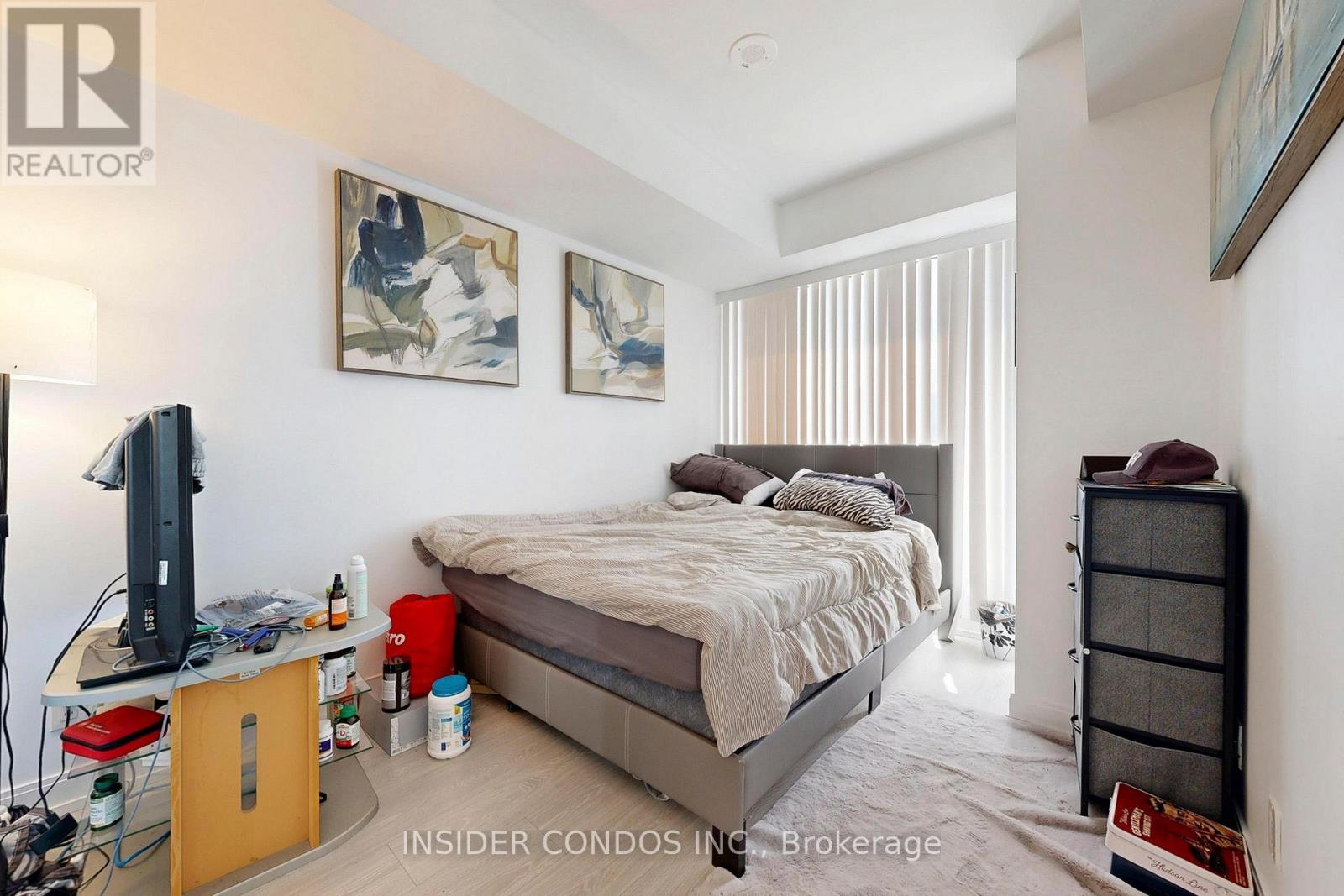 #807 181 DUNDAS STREET E - 23