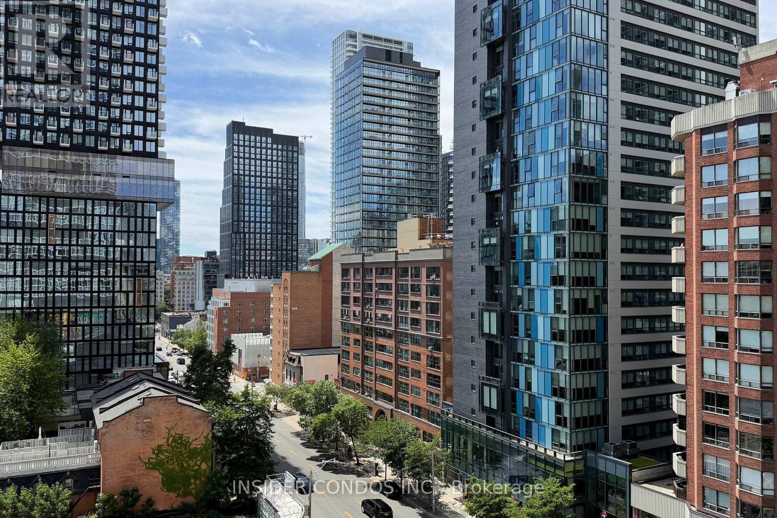 #807 181 DUNDAS STREET E - 31