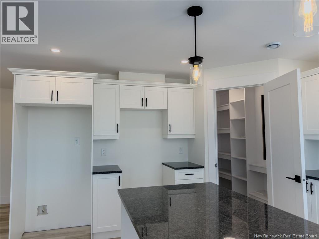 76 Squire Drive - 22