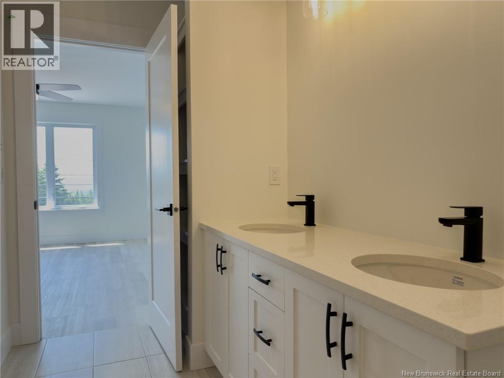 76 Squire Drive - 44