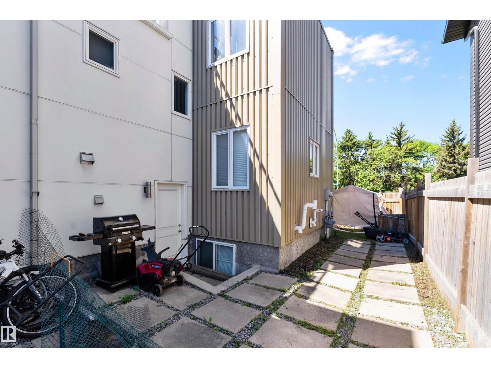 14832 103 Ave NW — photo 49