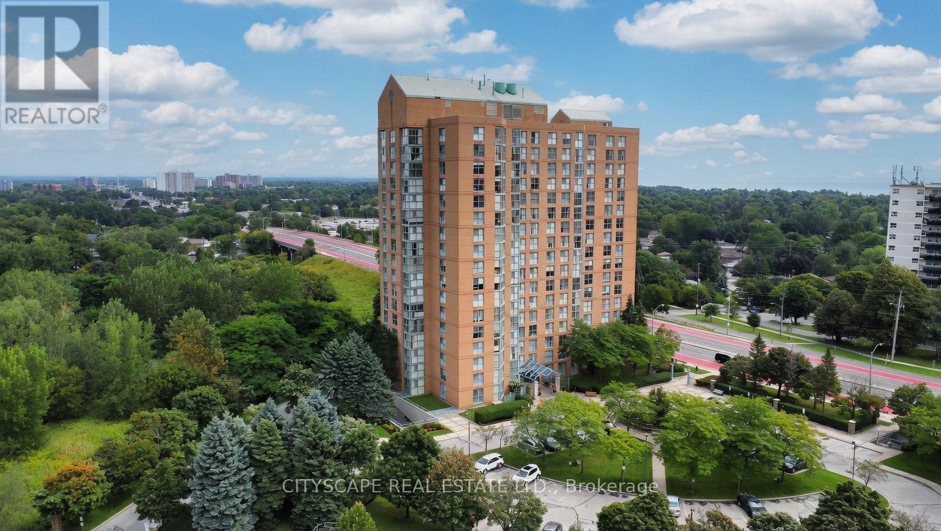 #502 90 DALE AVENUE - 1