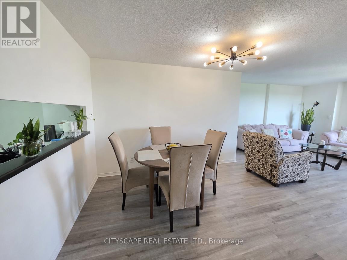 #502 90 DALE AVENUE - 4