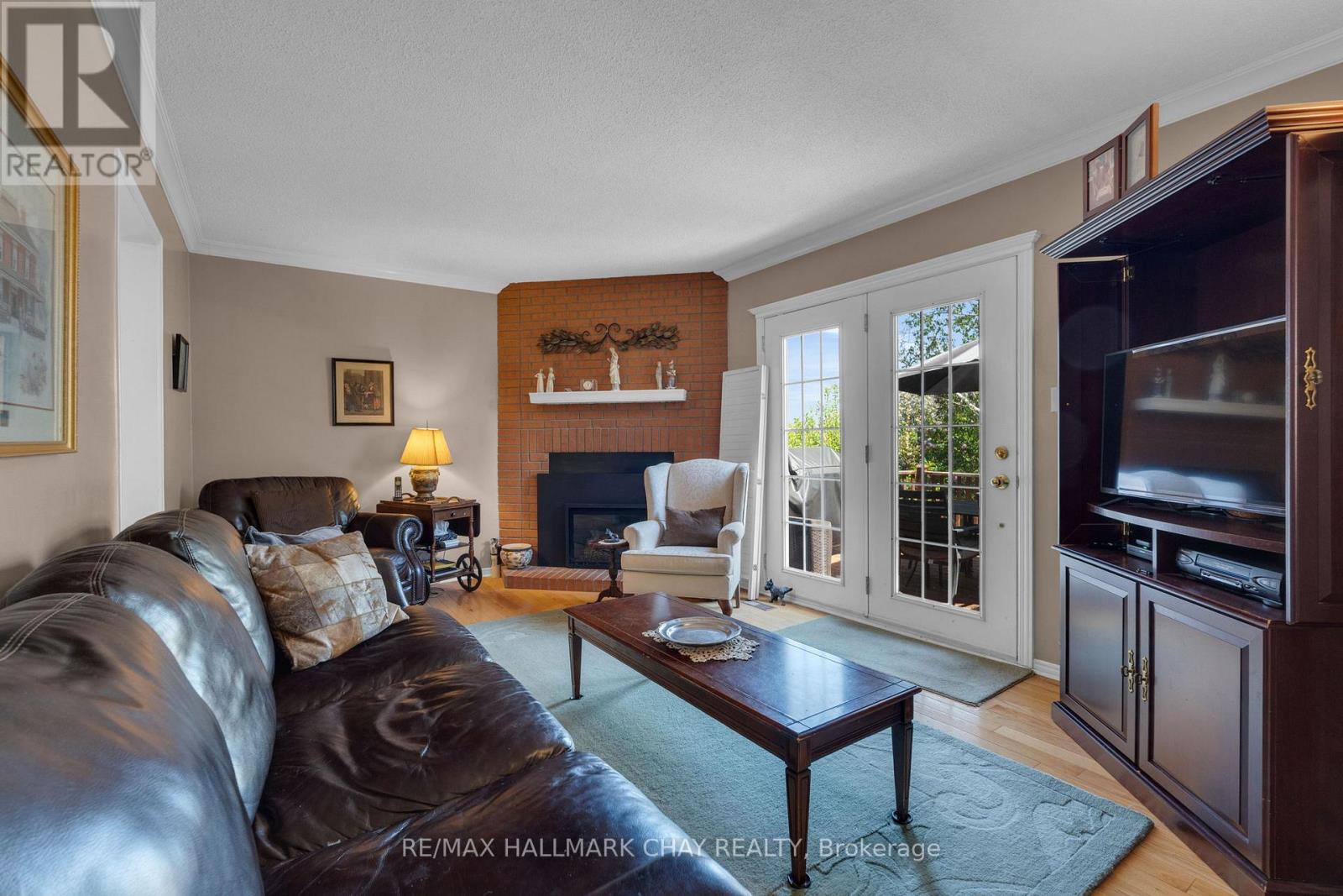 25 CARTWRIGHT DRIVE - 12