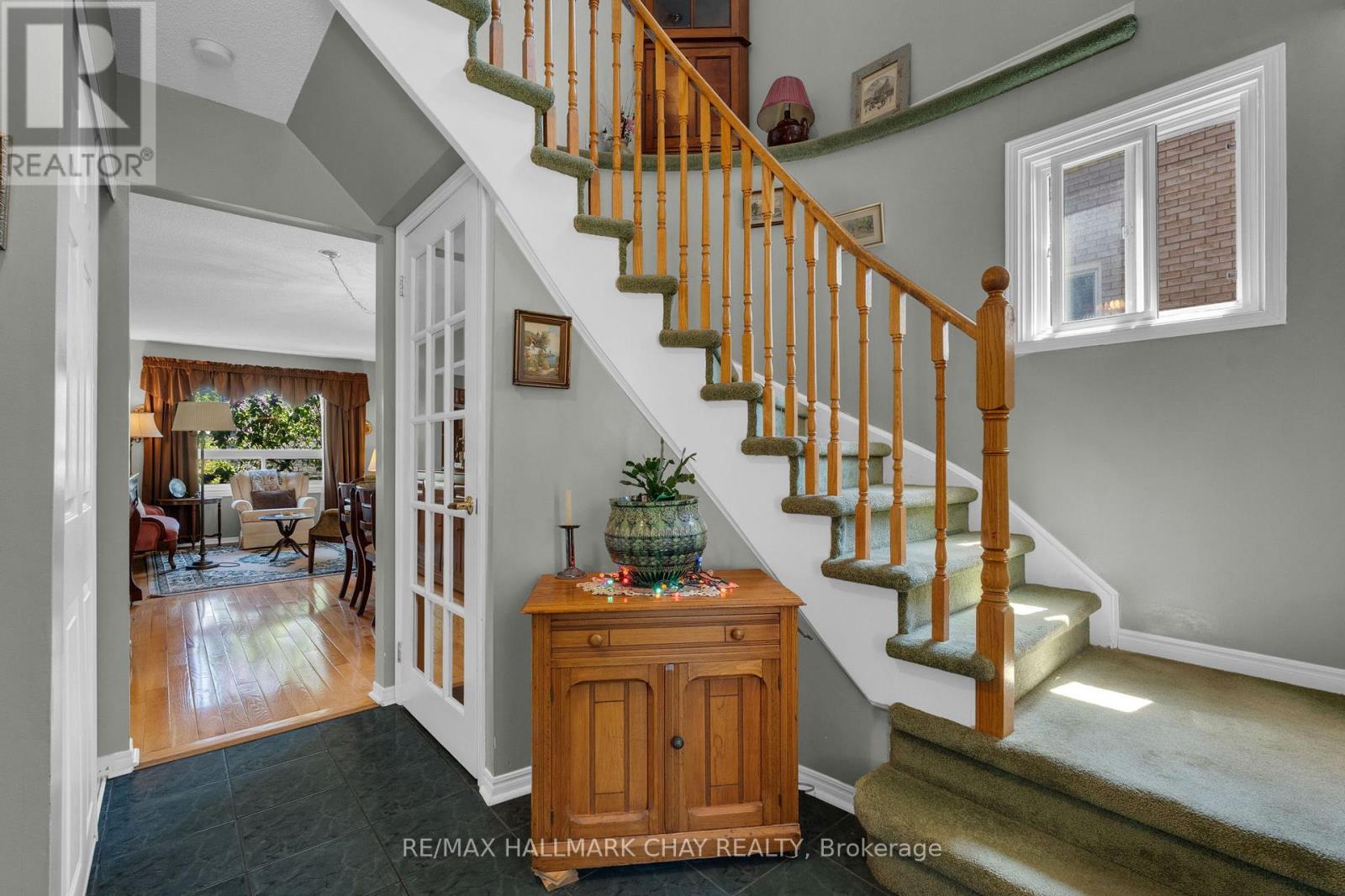 25 CARTWRIGHT DRIVE - 3
