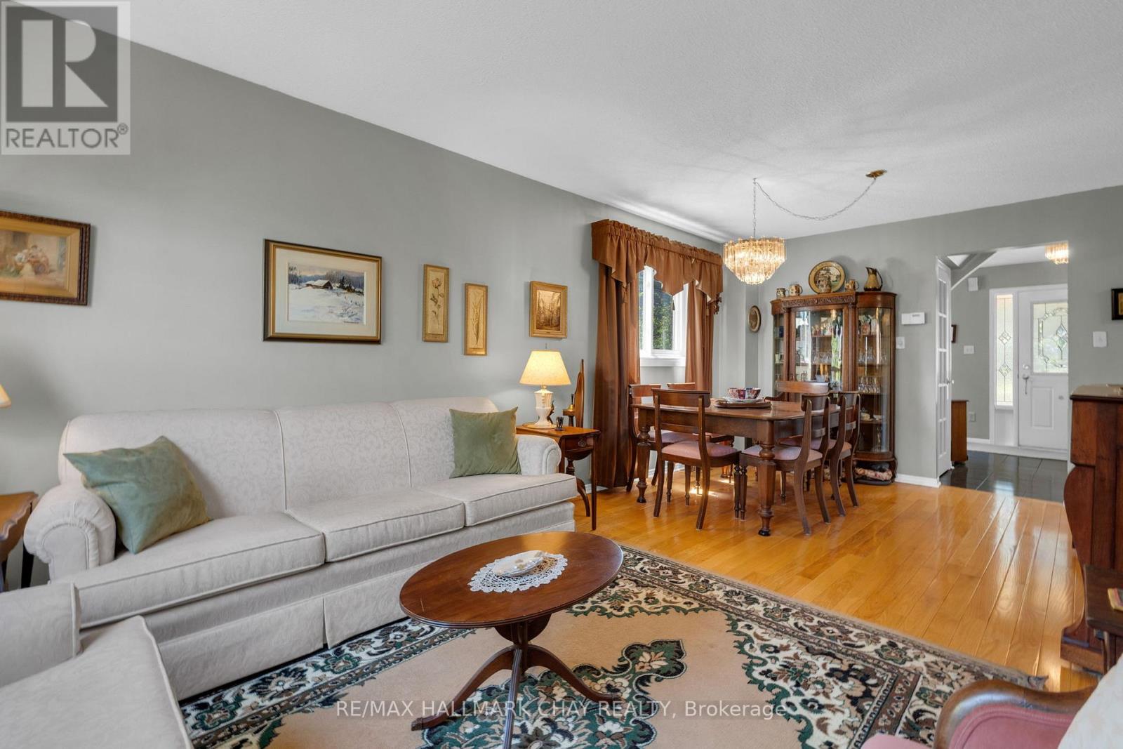 25 CARTWRIGHT DRIVE - 6