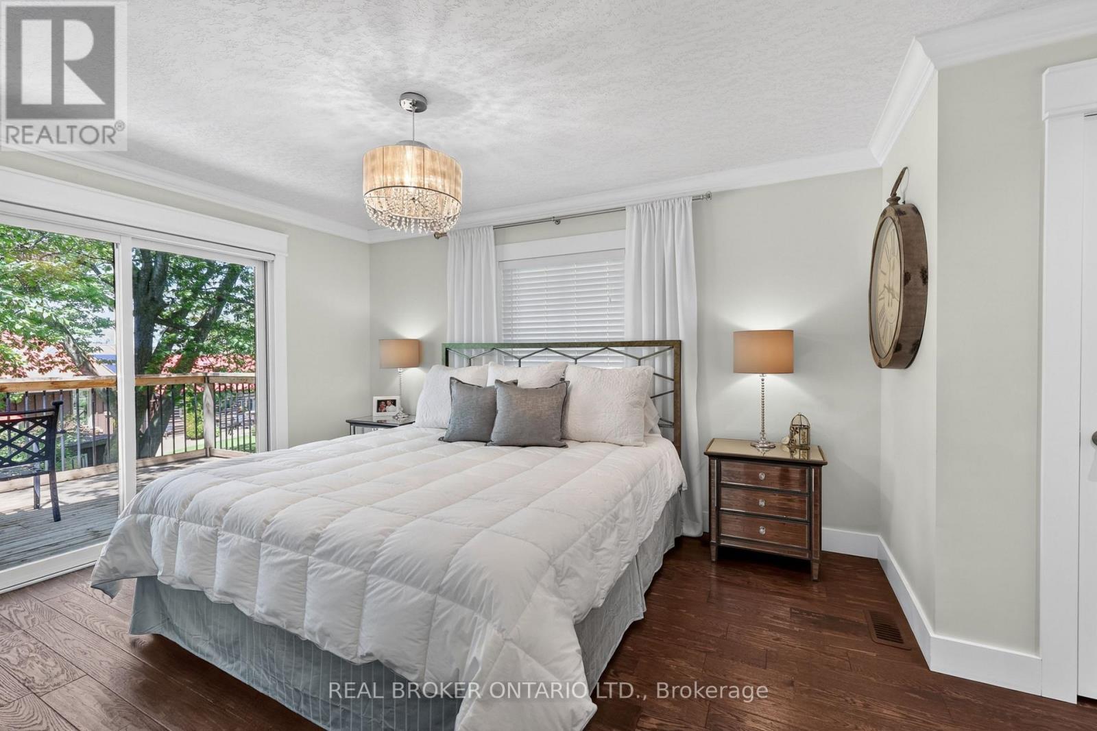 608 MOBERLEY AVENUE - 17
