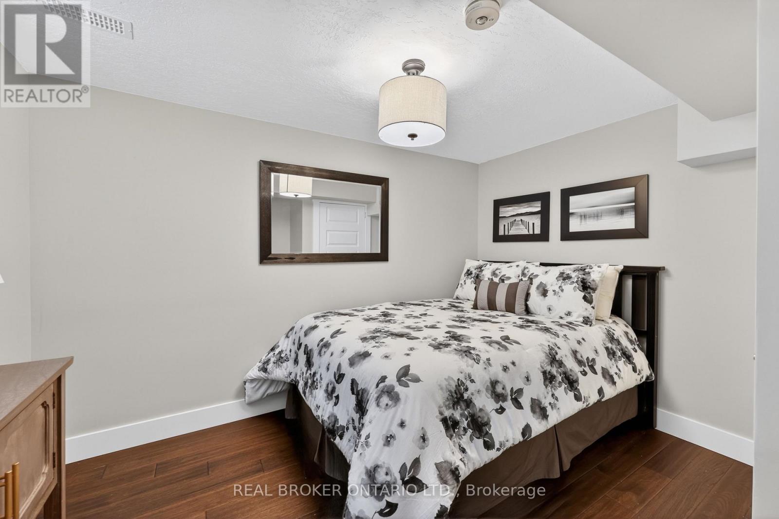 608 MOBERLEY AVENUE - 24