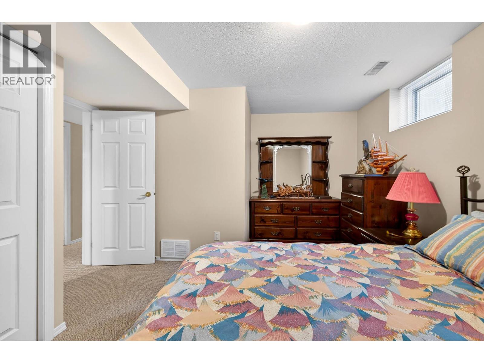 900 Windbreak Street - Image 37