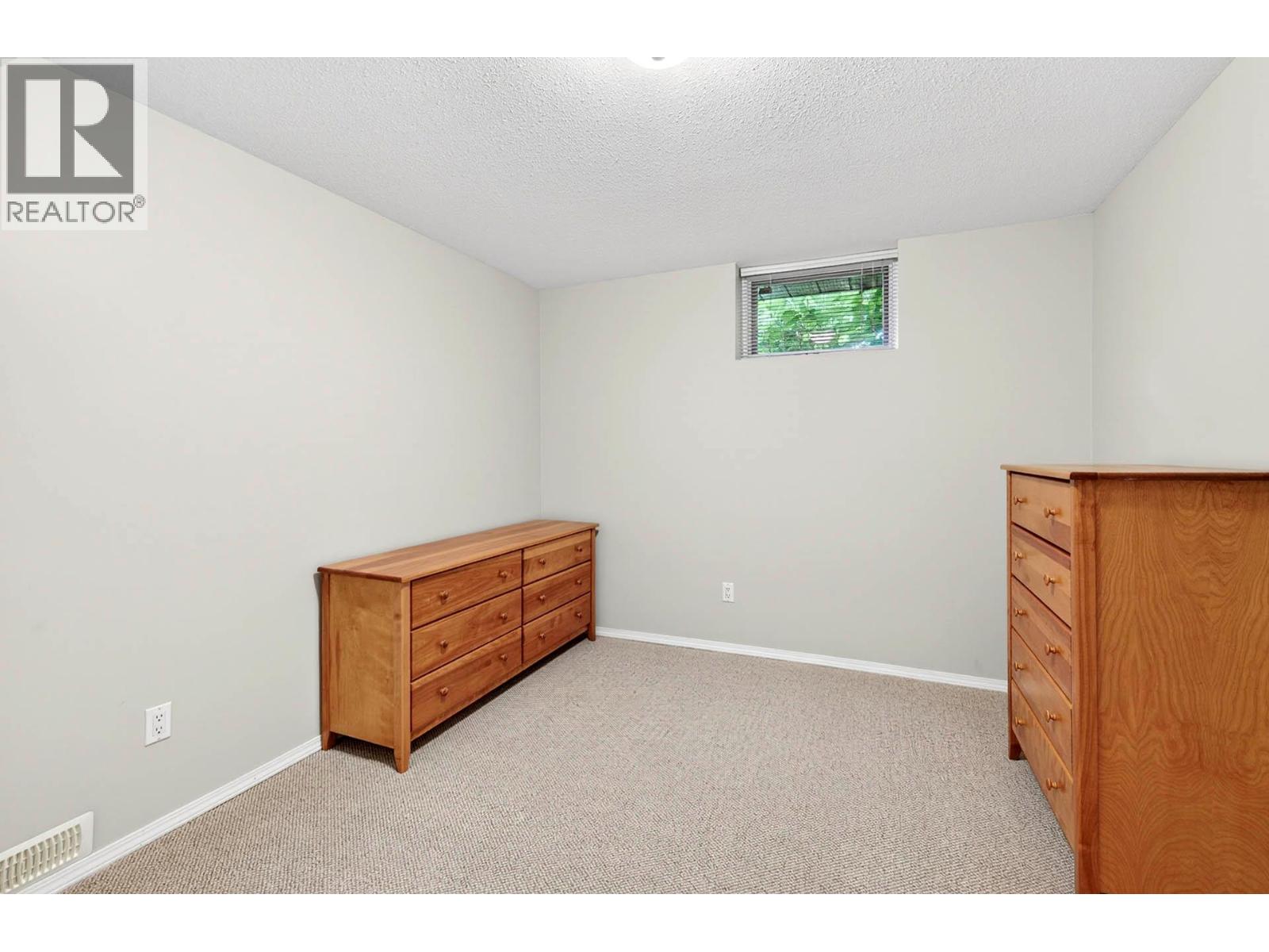 900 Windbreak Street - Image 39