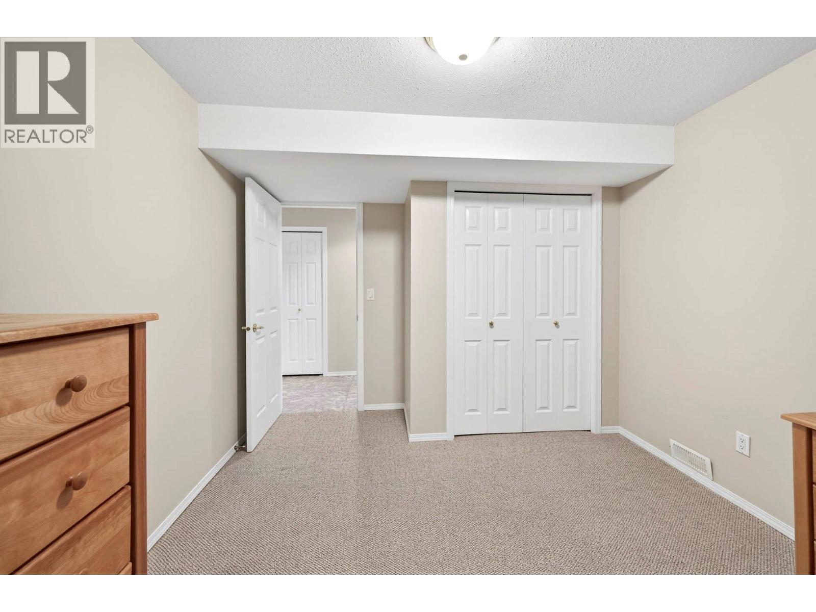 900 Windbreak Street - Image 40