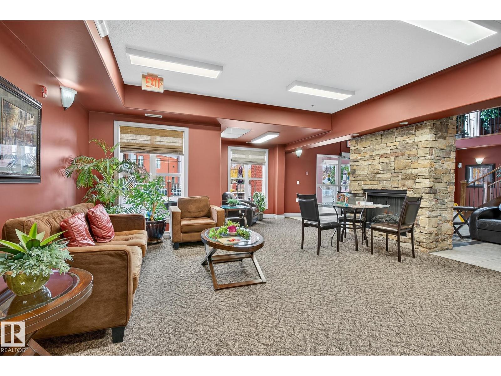 #323 45 INGLEWOOD DR - 35