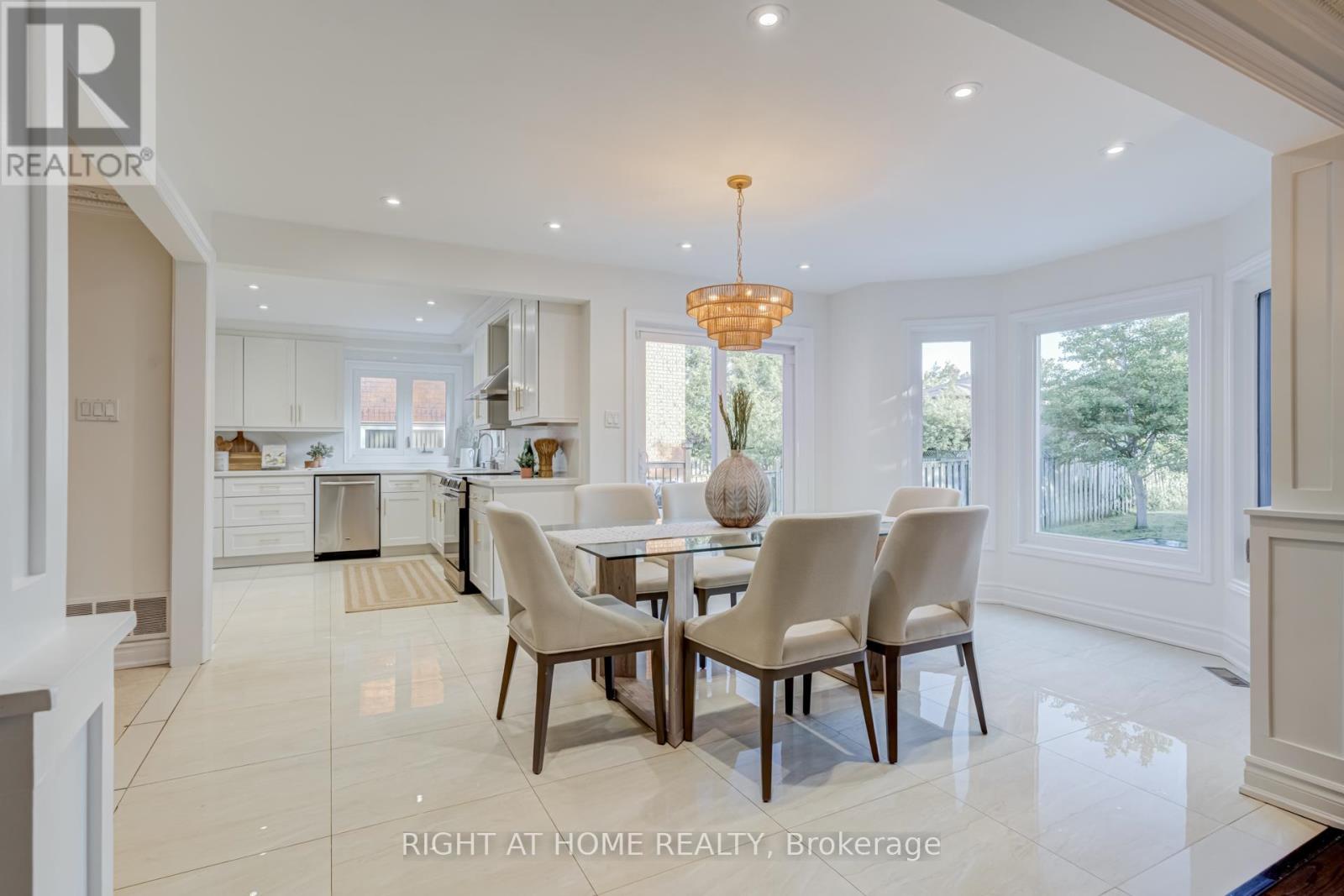 2598 MASON HEIGHTS - 13
