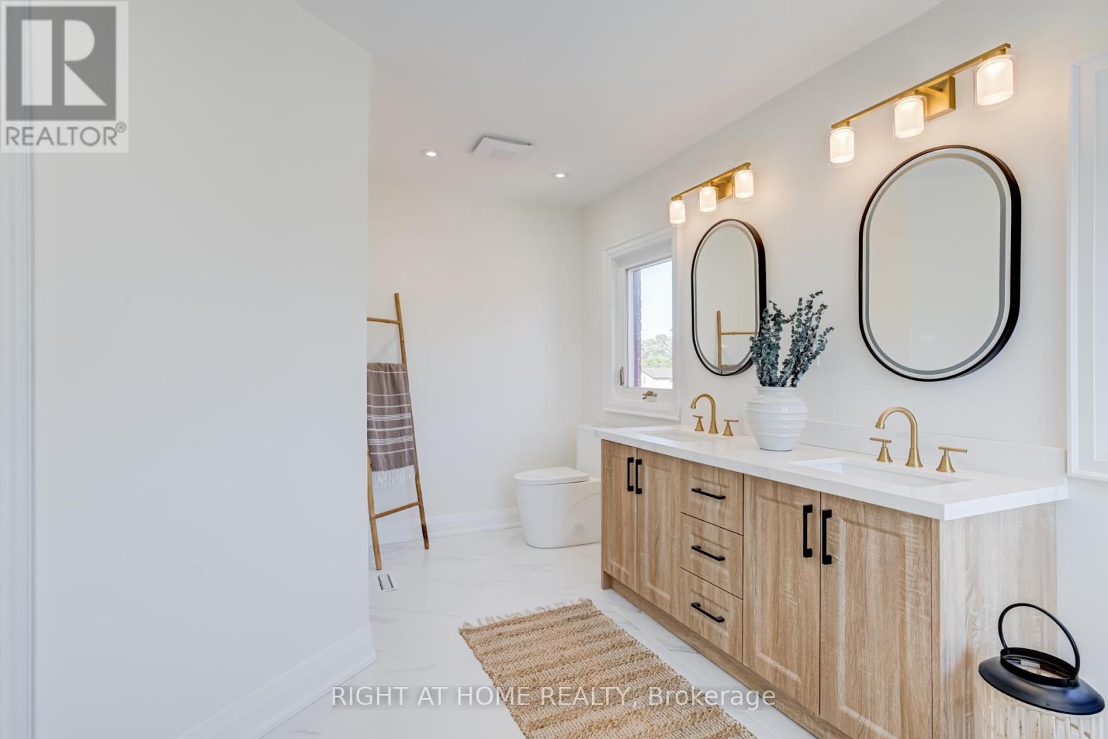 2598 MASON HEIGHTS - 27