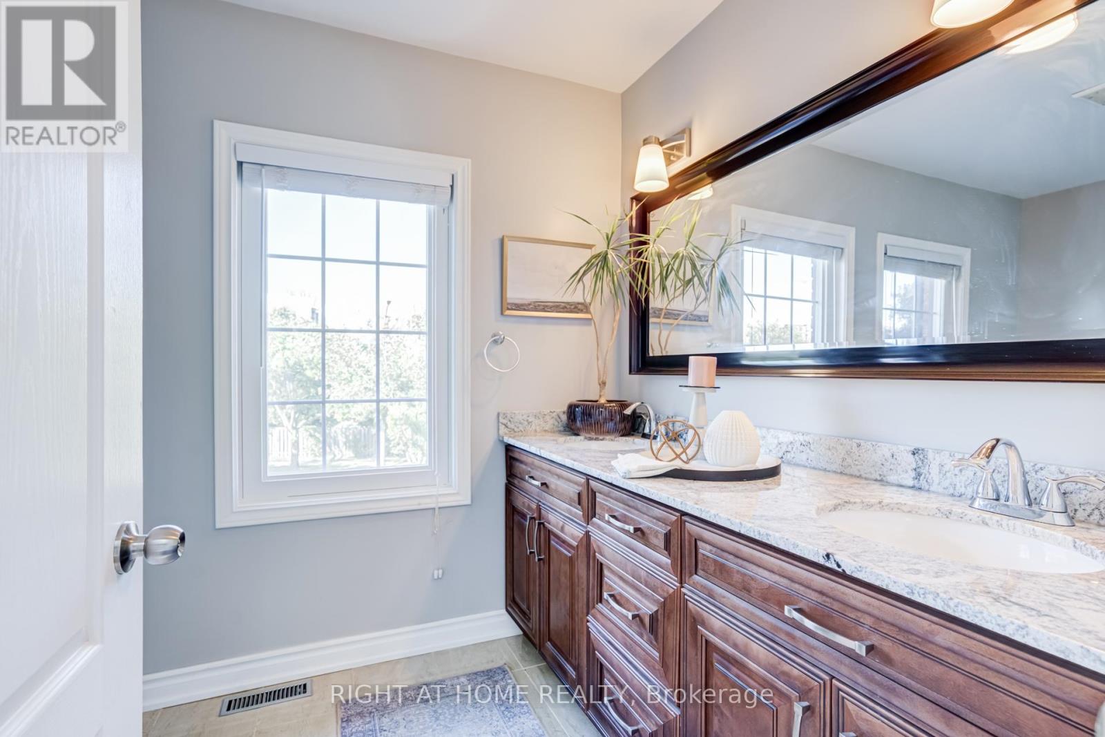 2598 MASON HEIGHTS - 36