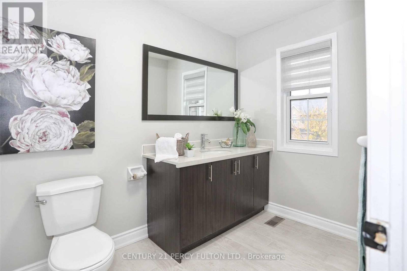 9 VALLEYPARK CRESCENT - 24