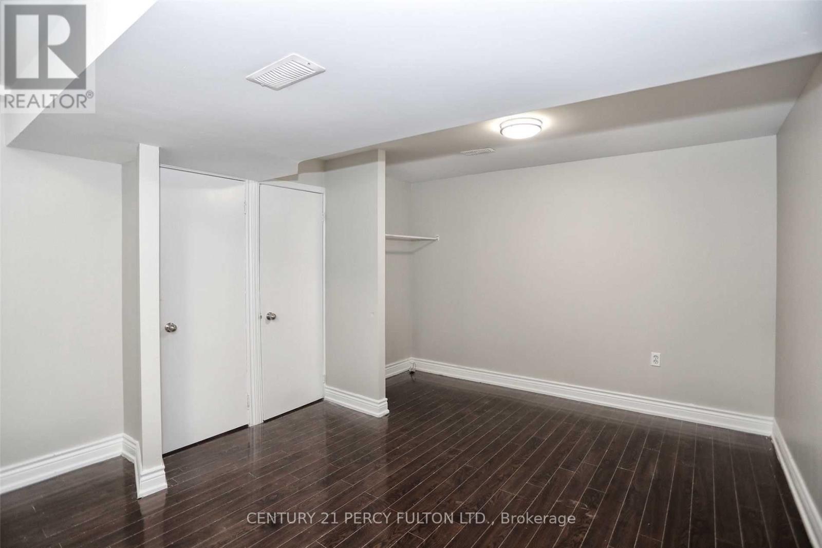 9 VALLEYPARK CRESCENT - 27