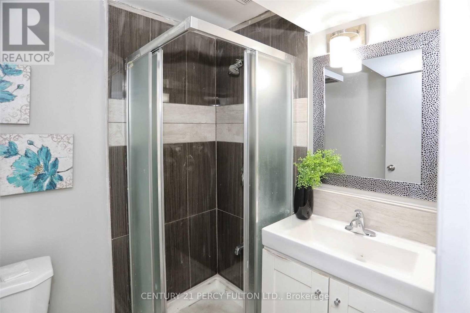 9 VALLEYPARK CRESCENT - 30