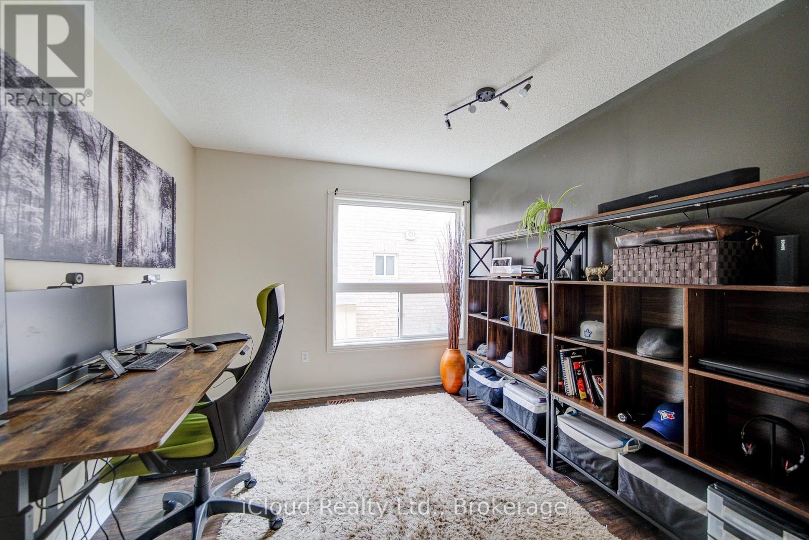 51 EARLY STREET - 11