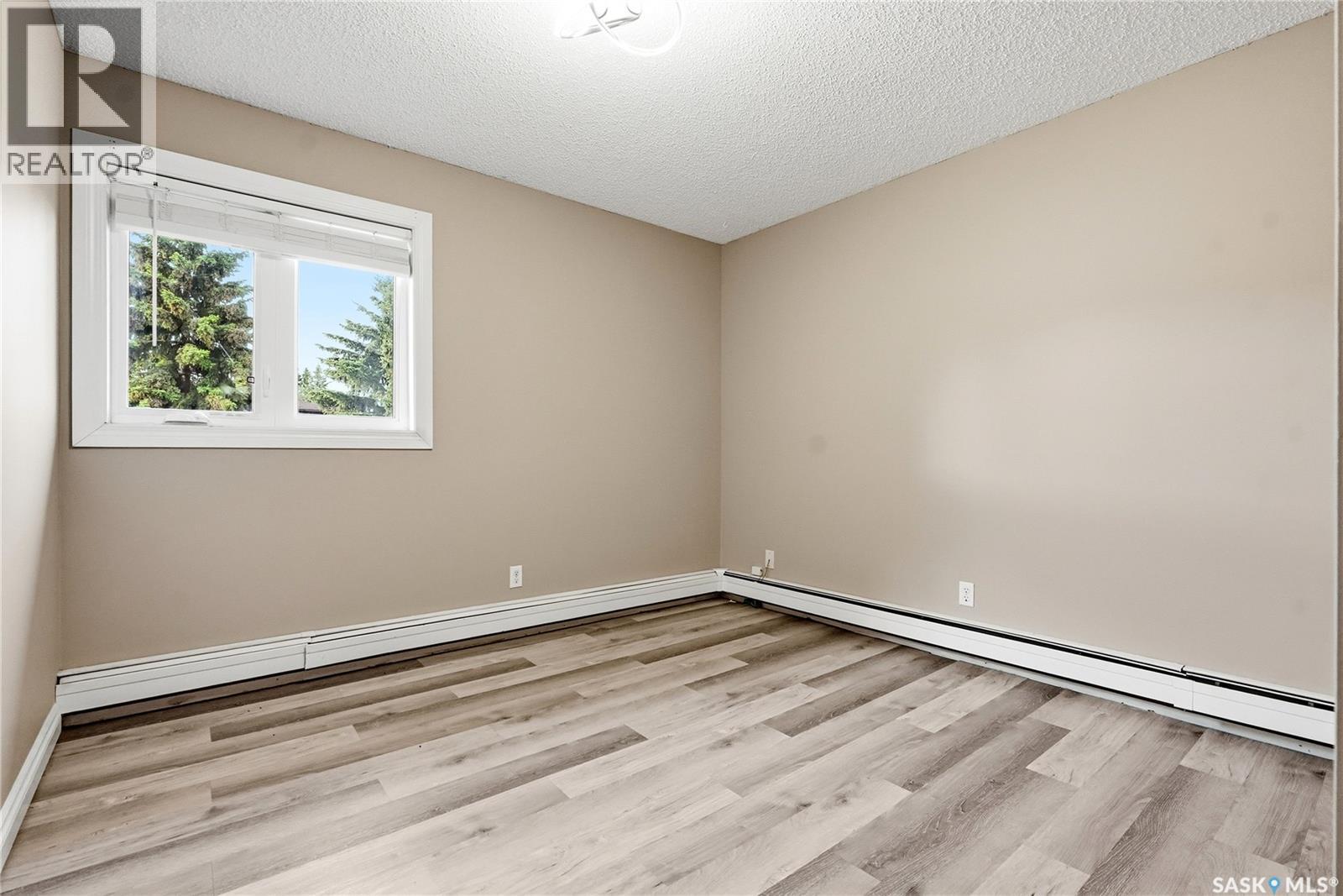 311 403 Tait COURT — photo 21