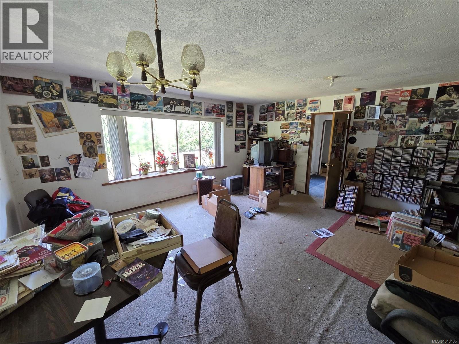 5870 Grandview Rd - 7