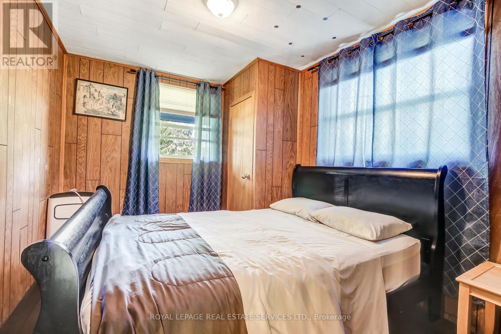 20 BAYVIEW AVENUE - 13