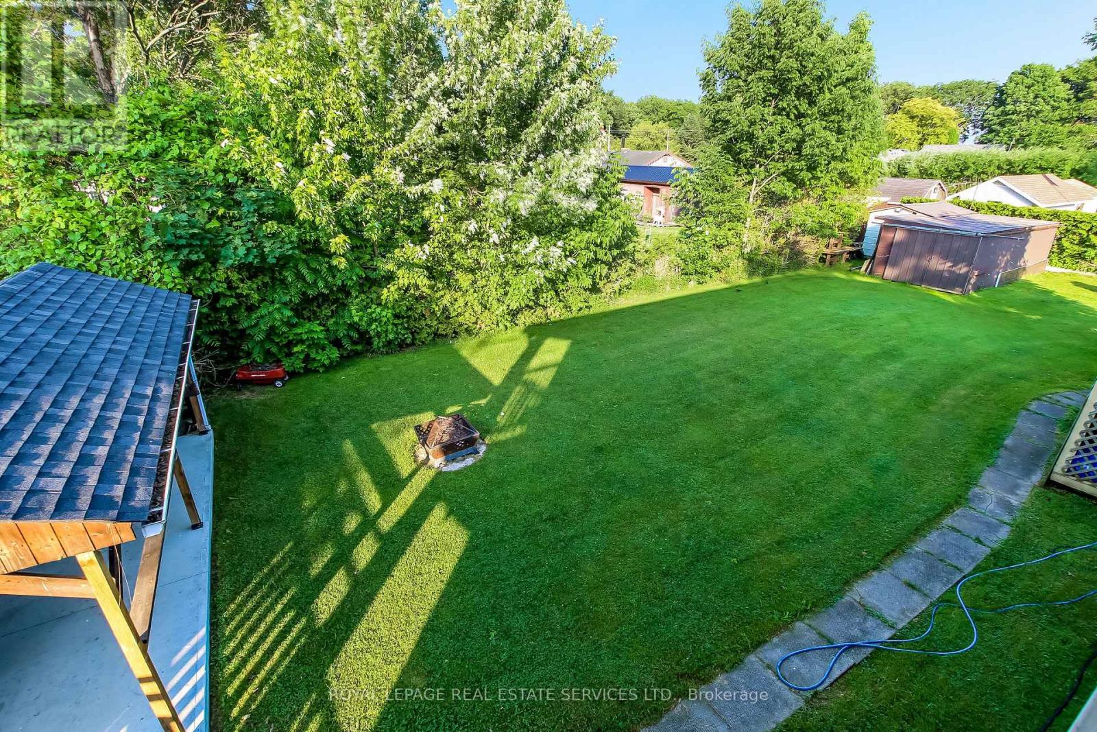 20 BAYVIEW AVENUE - 16
