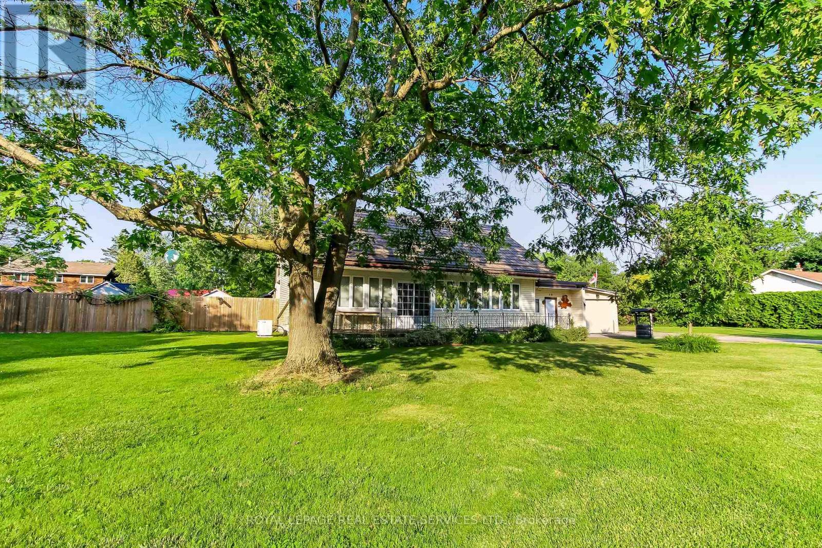 20 BAYVIEW AVENUE - 2