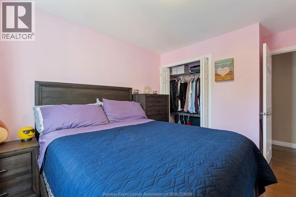1162 BANWELL ROAD - 12
