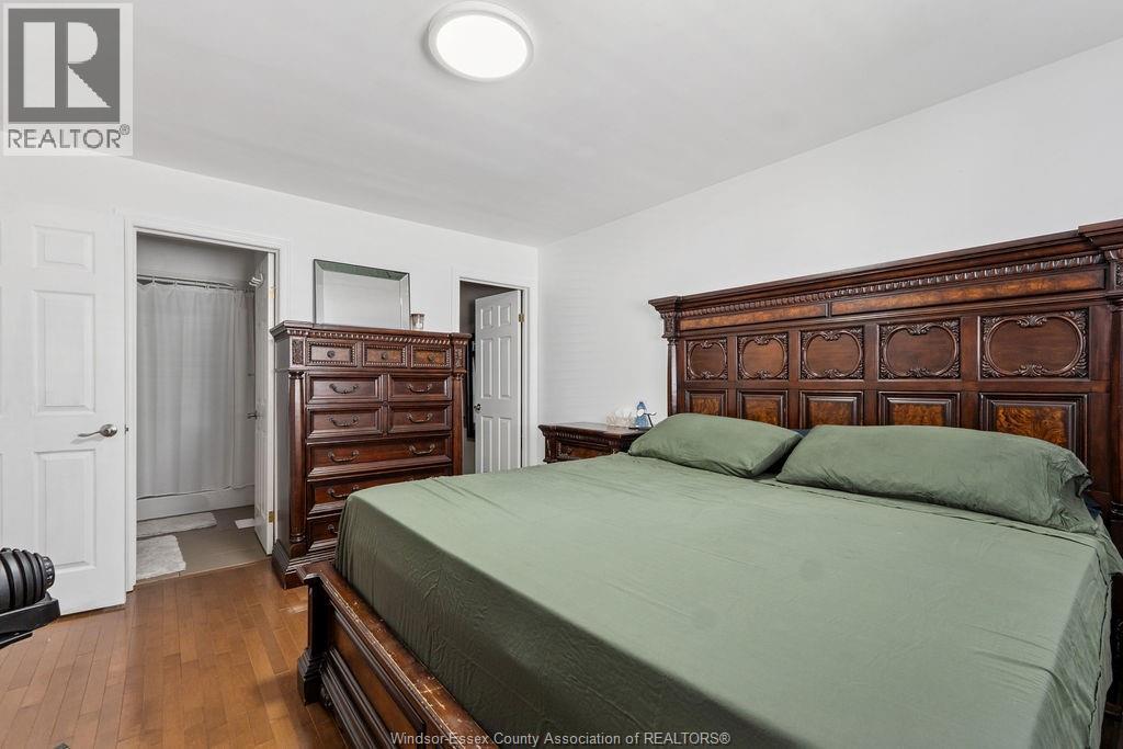 1162 BANWELL ROAD - 16