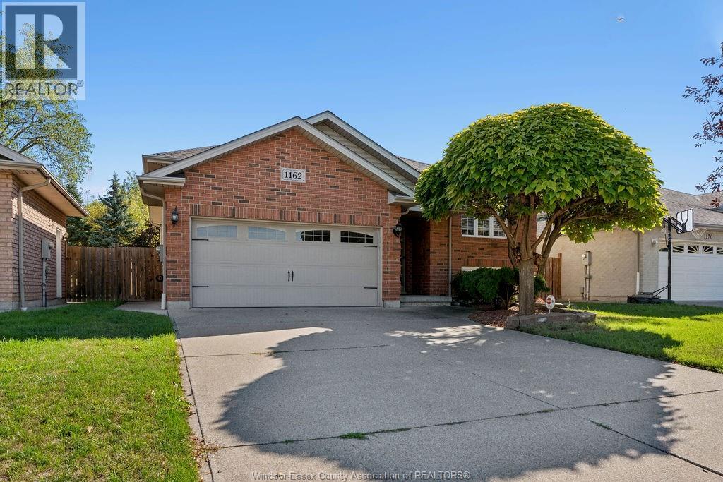 1162 BANWELL ROAD - 2