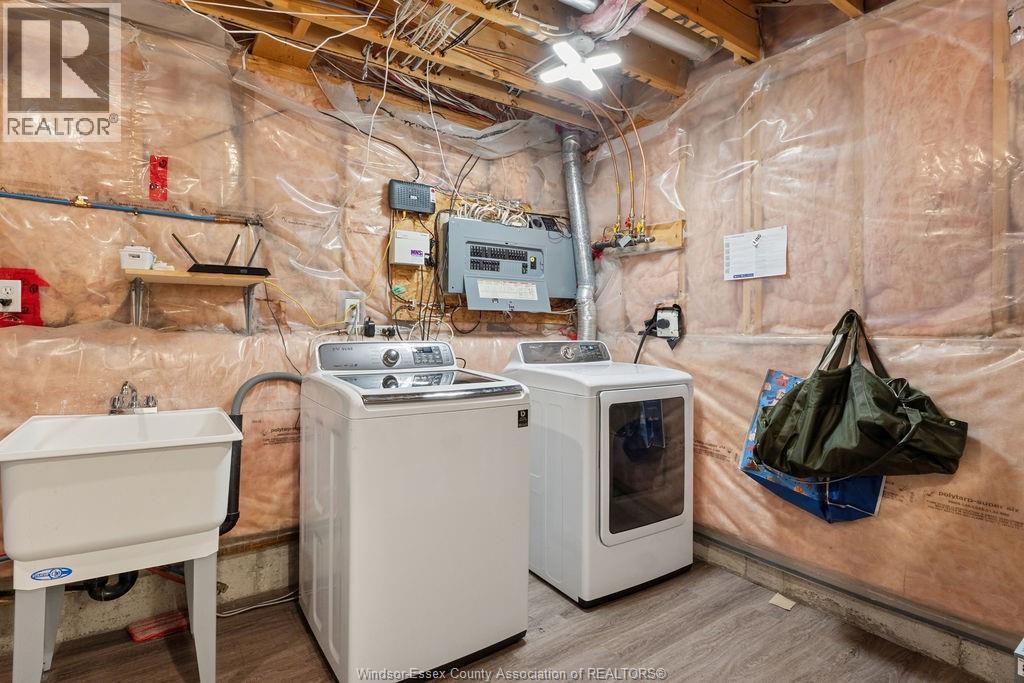 1162 BANWELL ROAD - 28