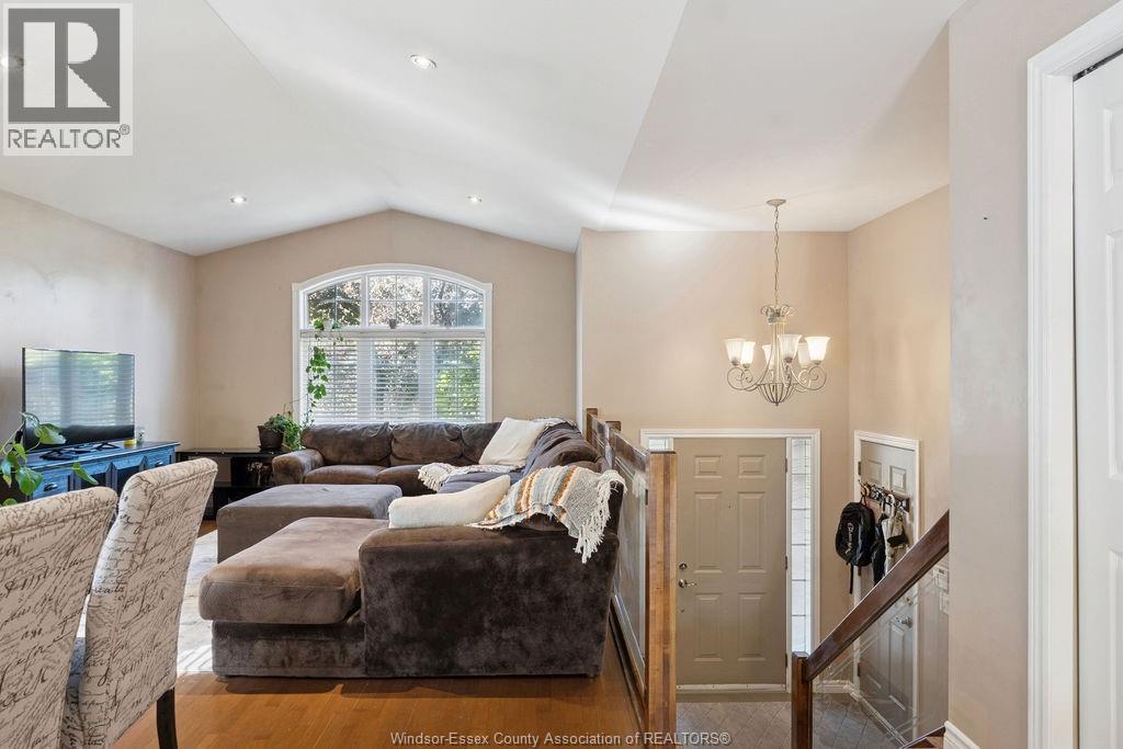 1162 BANWELL ROAD - 3