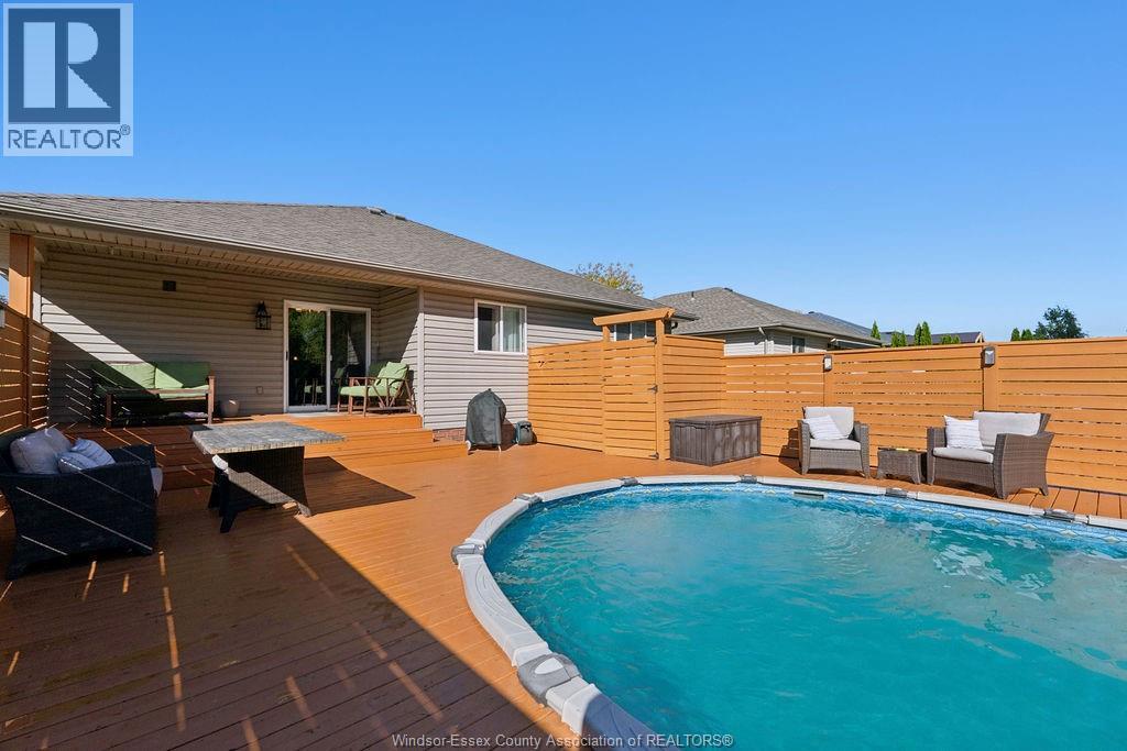 1162 BANWELL ROAD - 34