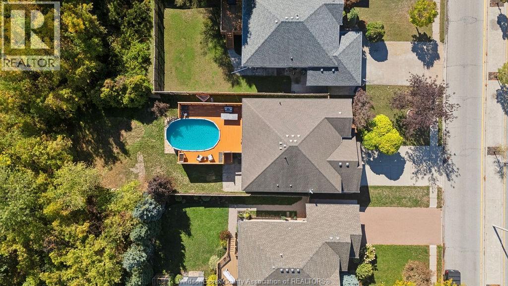 1162 BANWELL ROAD - 39