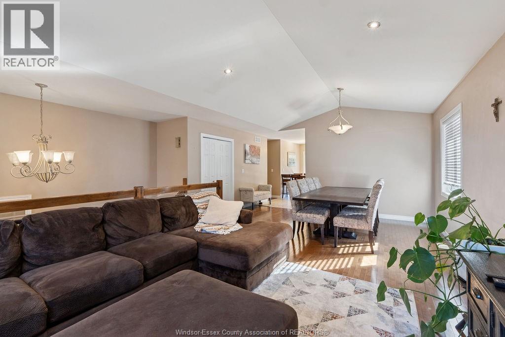 1162 BANWELL ROAD - 6