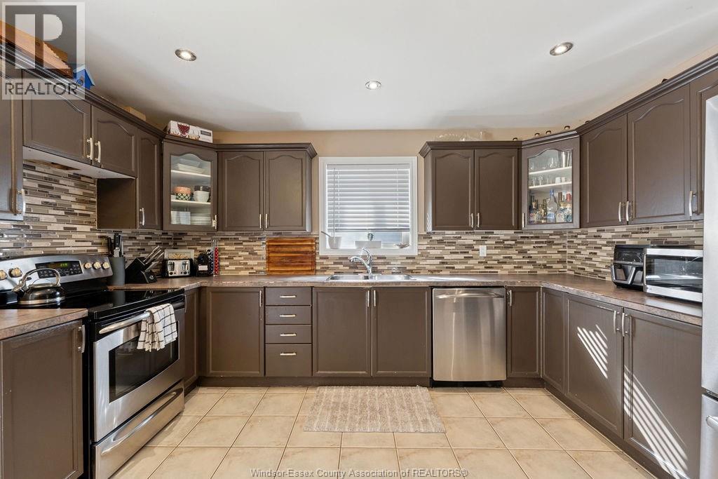 1162 BANWELL ROAD - 7