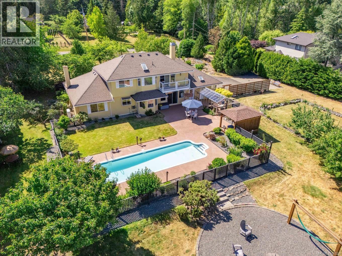  11109 Tanager Road, North Saanich