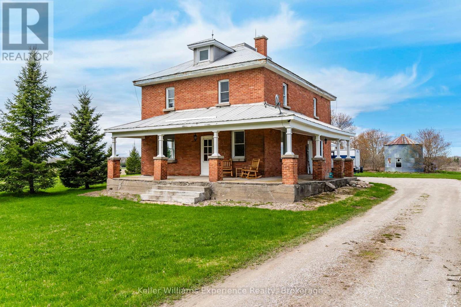 2936 FLOS 6 ROAD W - 1