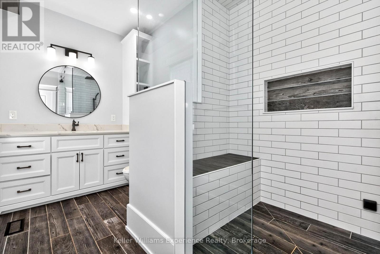 2936 FLOS 6 ROAD W - 19