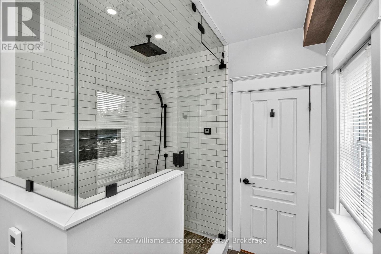 2936 FLOS 6 ROAD W - 20