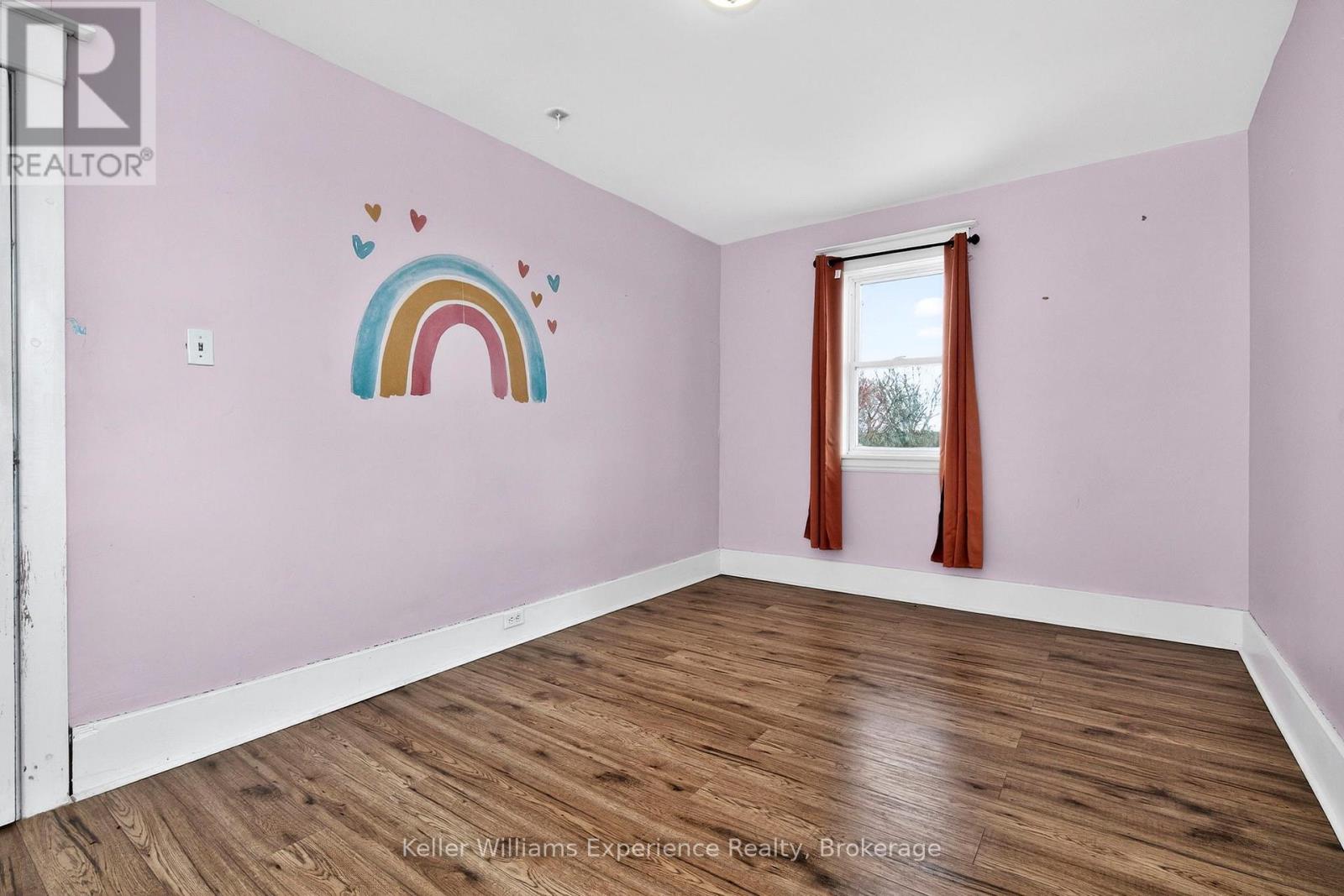 2936 FLOS 6 ROAD W - 24