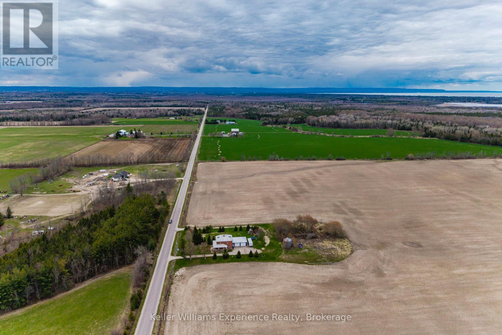 2936 FLOS 6 ROAD W - 44