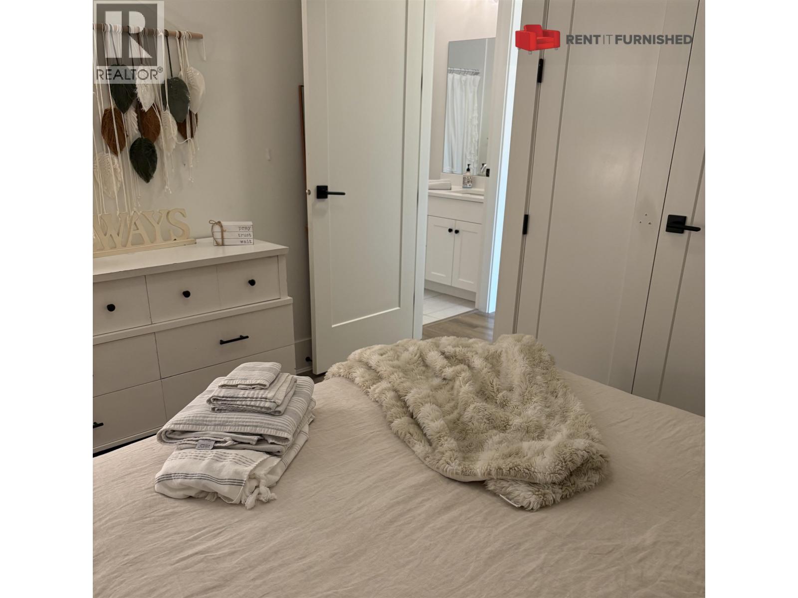 1 Bed, 1 Bath House for Rent in Vancouver – 1127 IOCO ROAD, Vancouver – MLS# R3135886 - Image 10