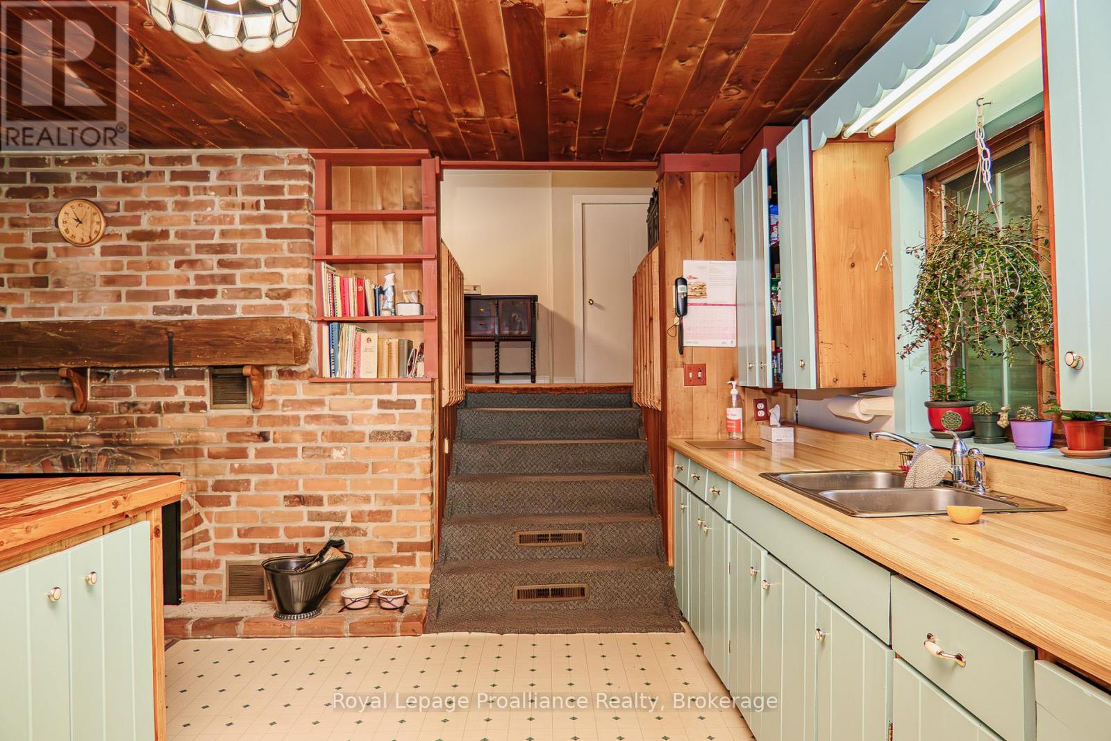 326 SCUTTLEHOLE ROAD - 12