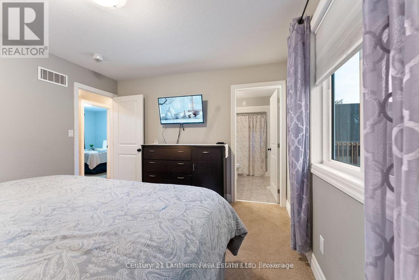 20846 LOYALIST PARKWAY - 13