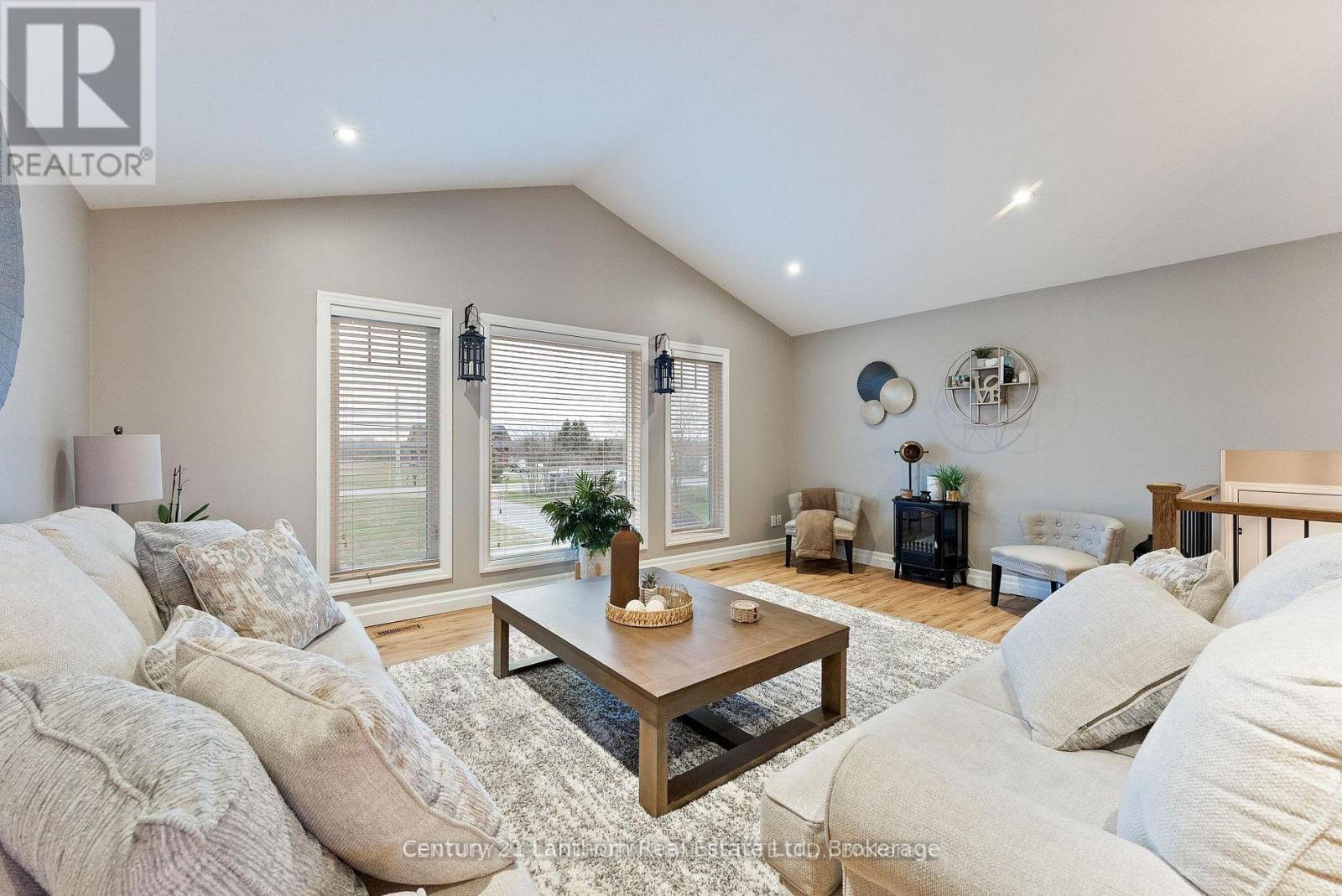 20846 LOYALIST PARKWAY - 3