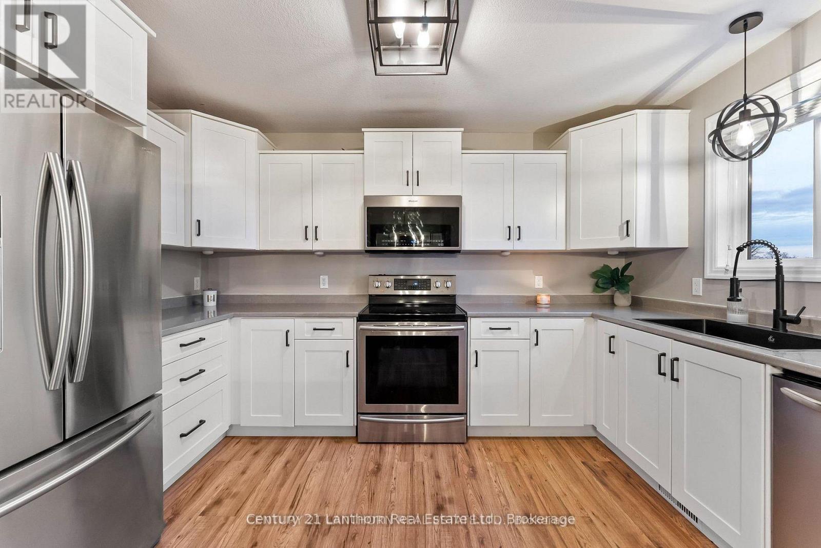 20846 LOYALIST PARKWAY - 7