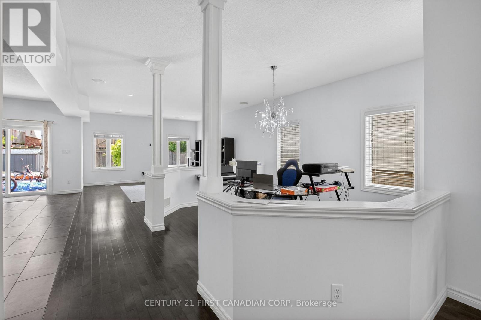697 KILLARNEY ROAD - 6