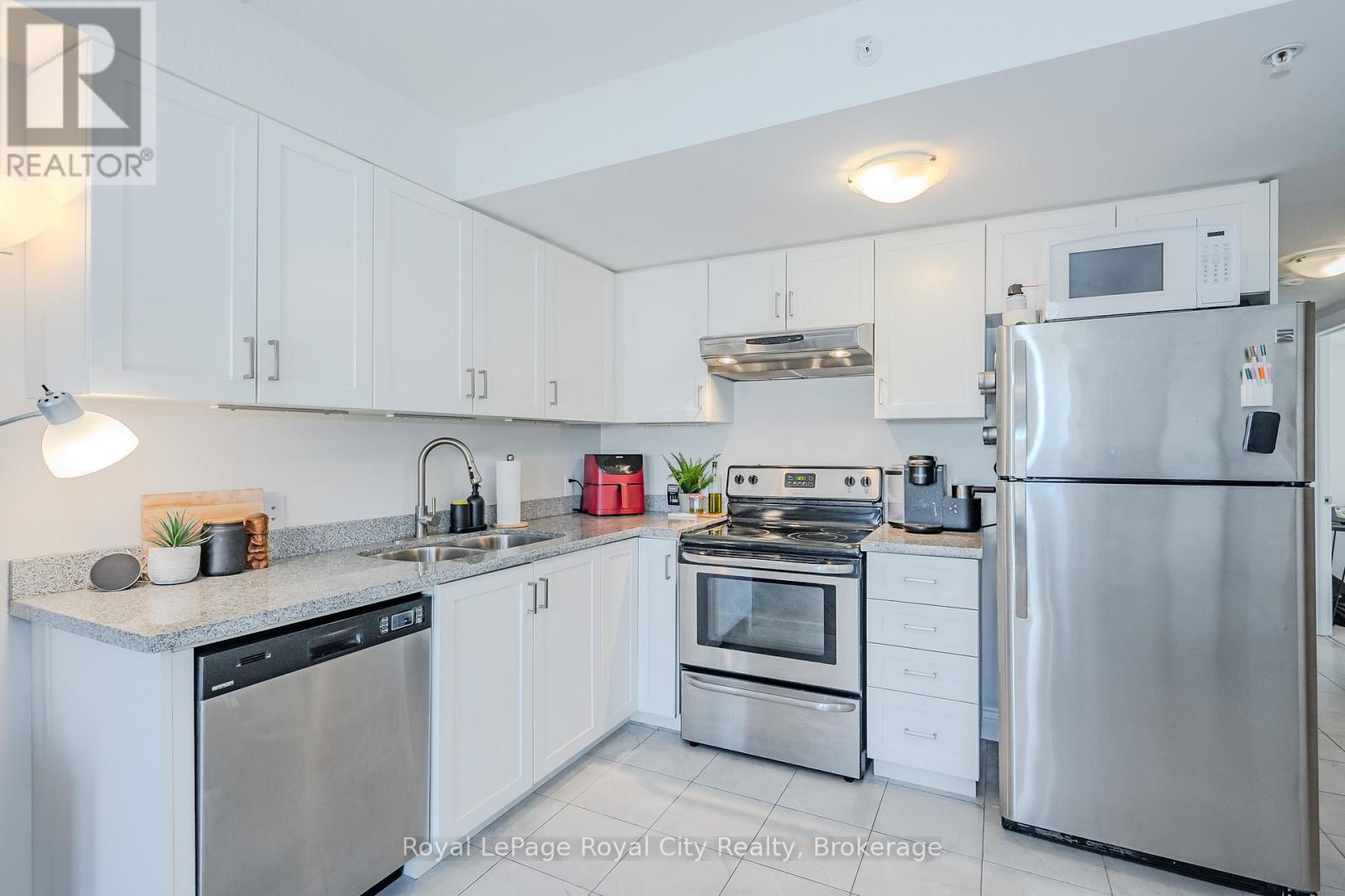 #304 64 FREDERICK DRIVE - 12